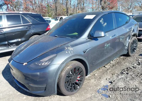 2020 Tesla Model Y Long Range Dual Motor All-Wheel Drive from USA, damaged, VIN 5YJYGDEE1LF009211